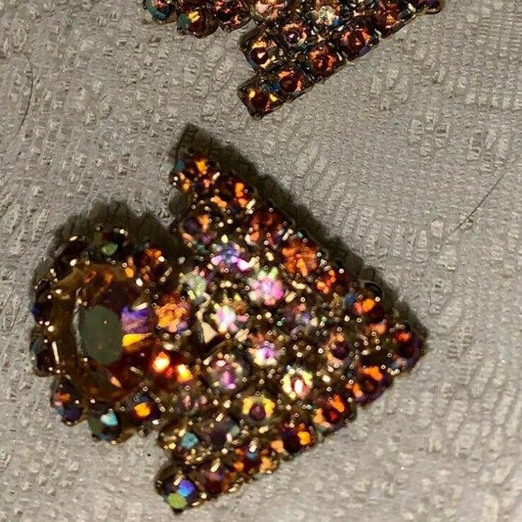 Vintage Signed HOBE Clip Earrings, AB Crystal - Picture 6 of 6